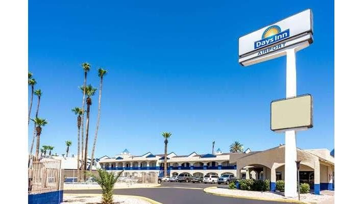 Days Inn by Wyndham Airport - Phoenix