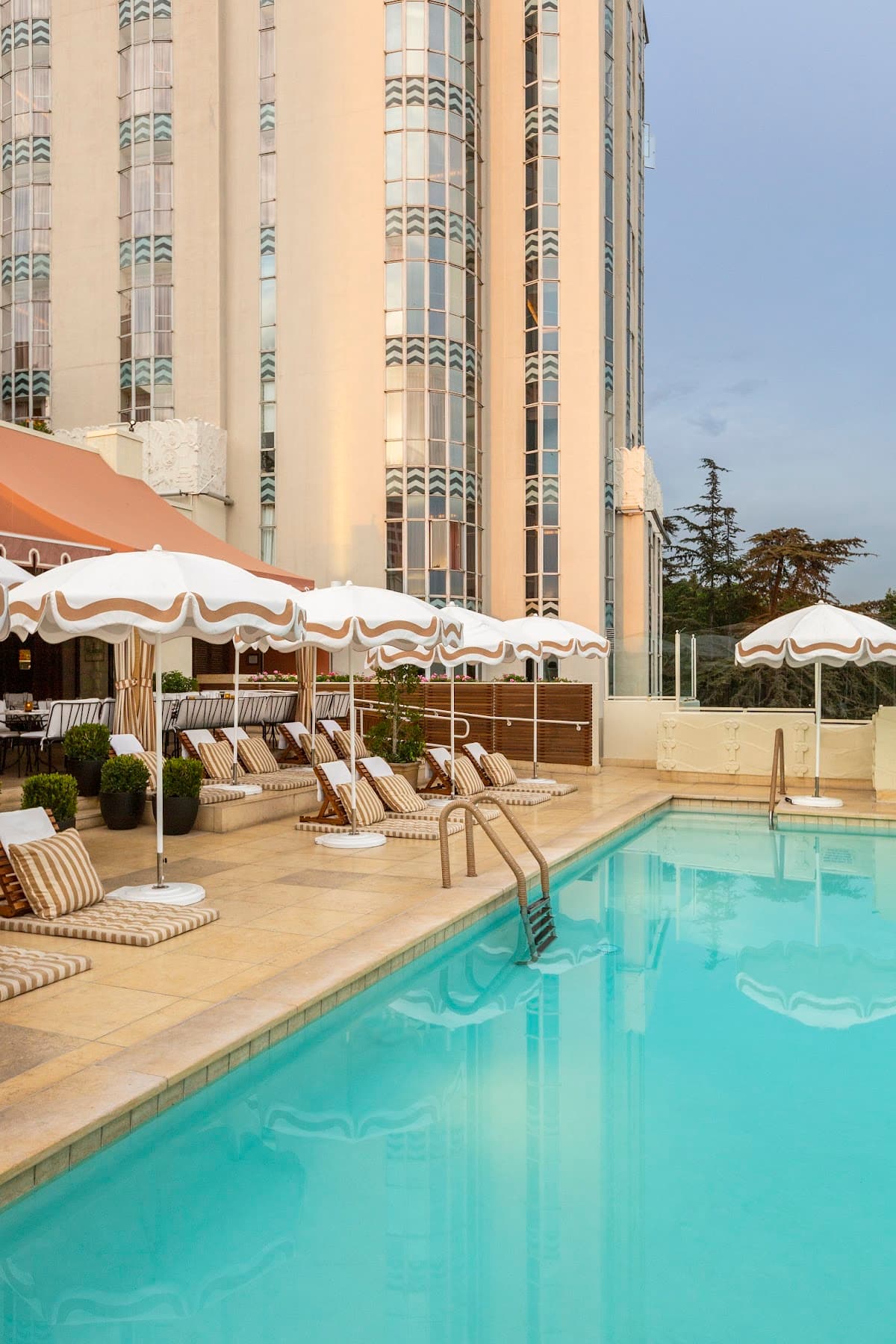 Sunset Tower Hotel