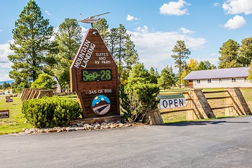 Mountain Landing Suites & RV Park