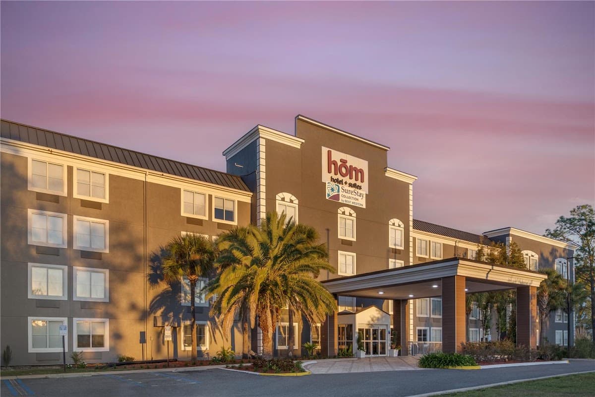 HOM Hotel Gainesville, SureStay Collection by Best Western