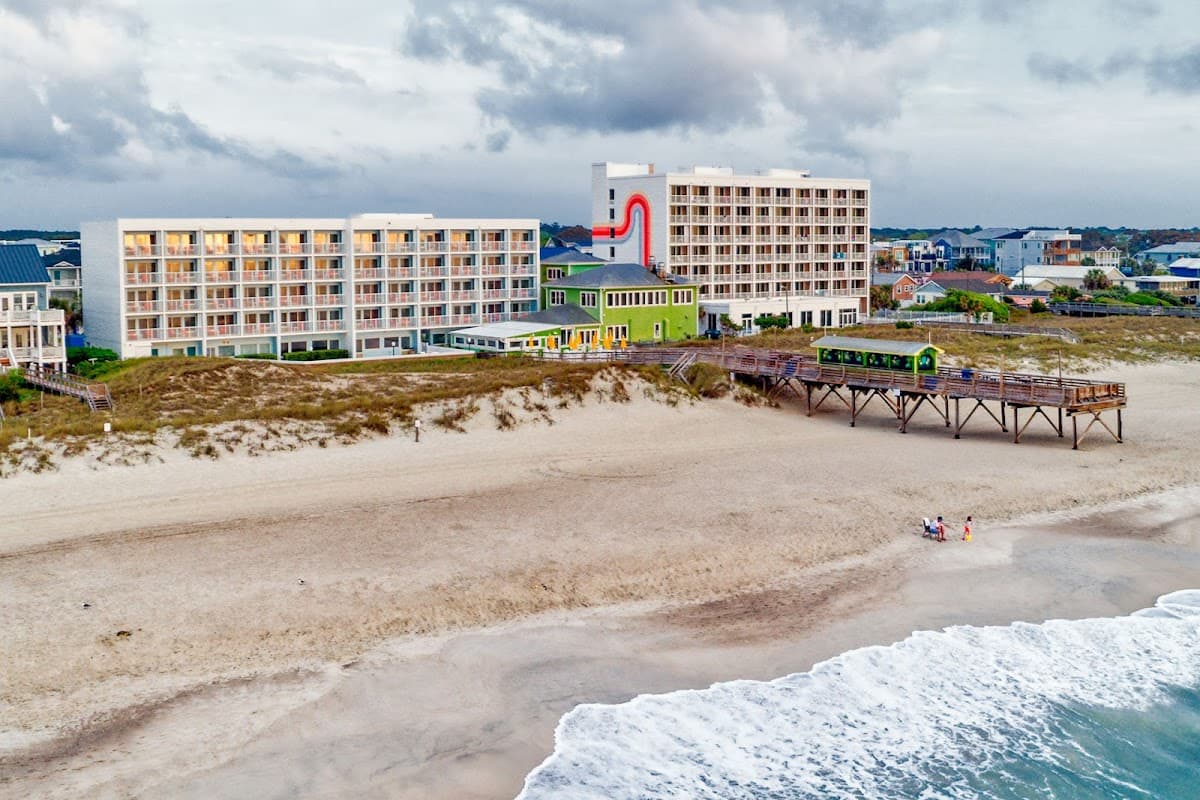 Golden Sands Oceanfront Hotel
