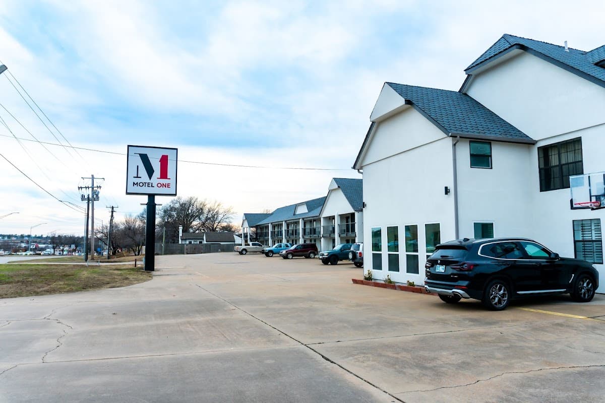 Motel One Bartlesville