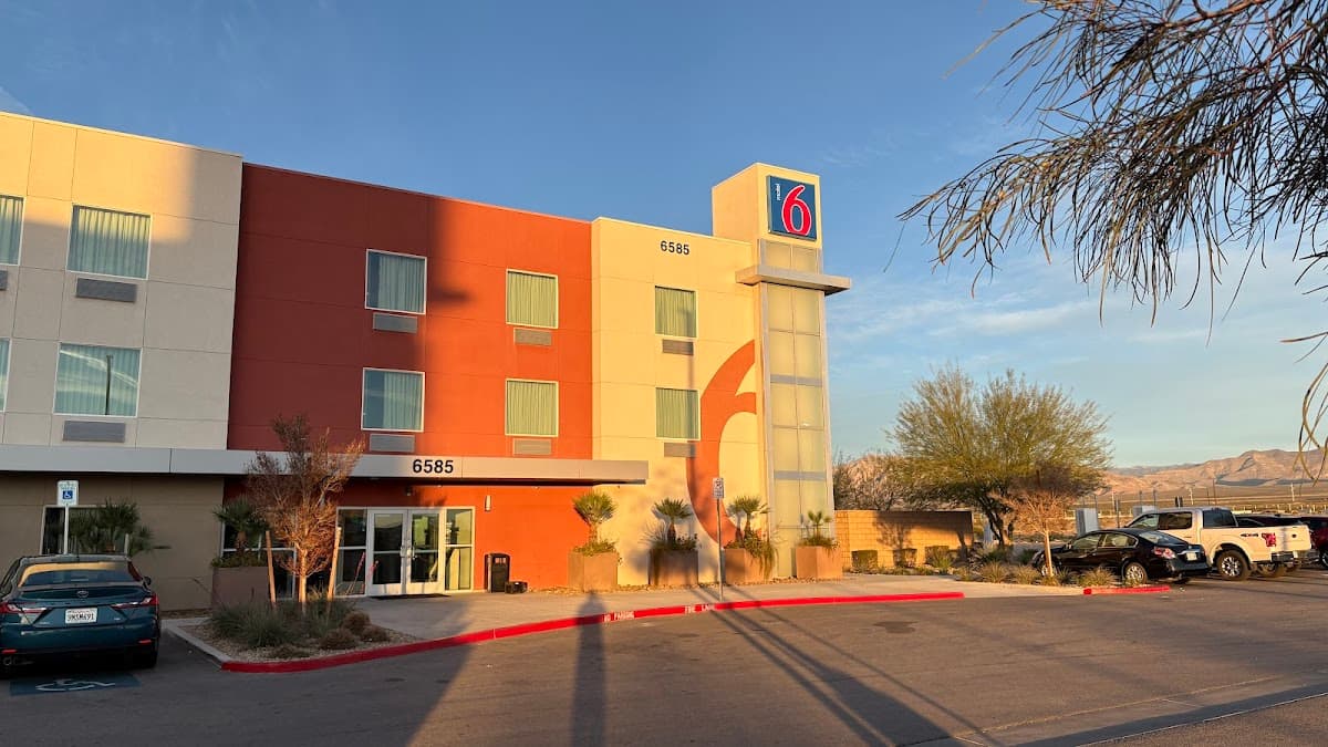 Motel 6 Las Vegas, NV - Motor Speedway