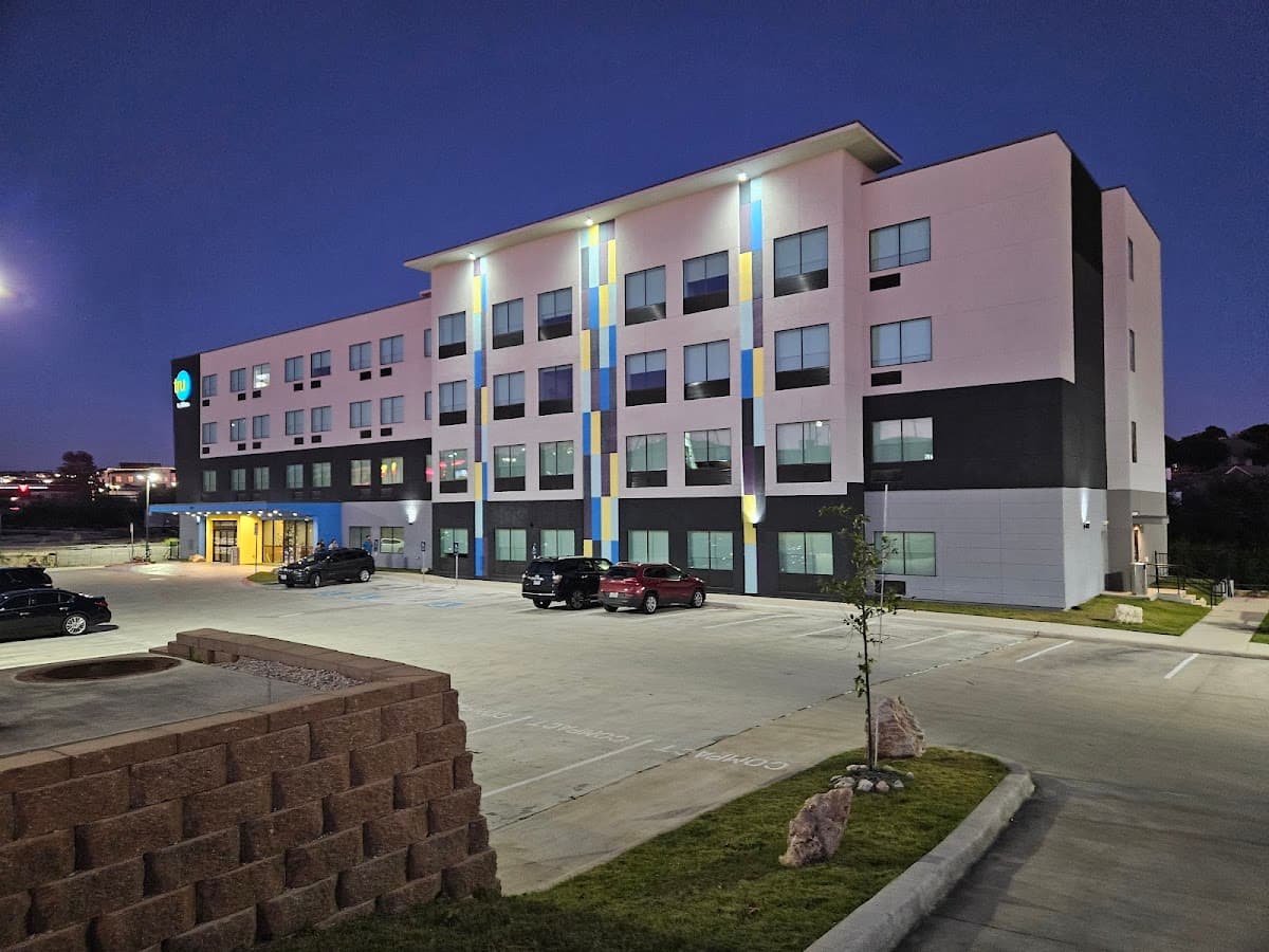 Tru by Hilton San Antonio North