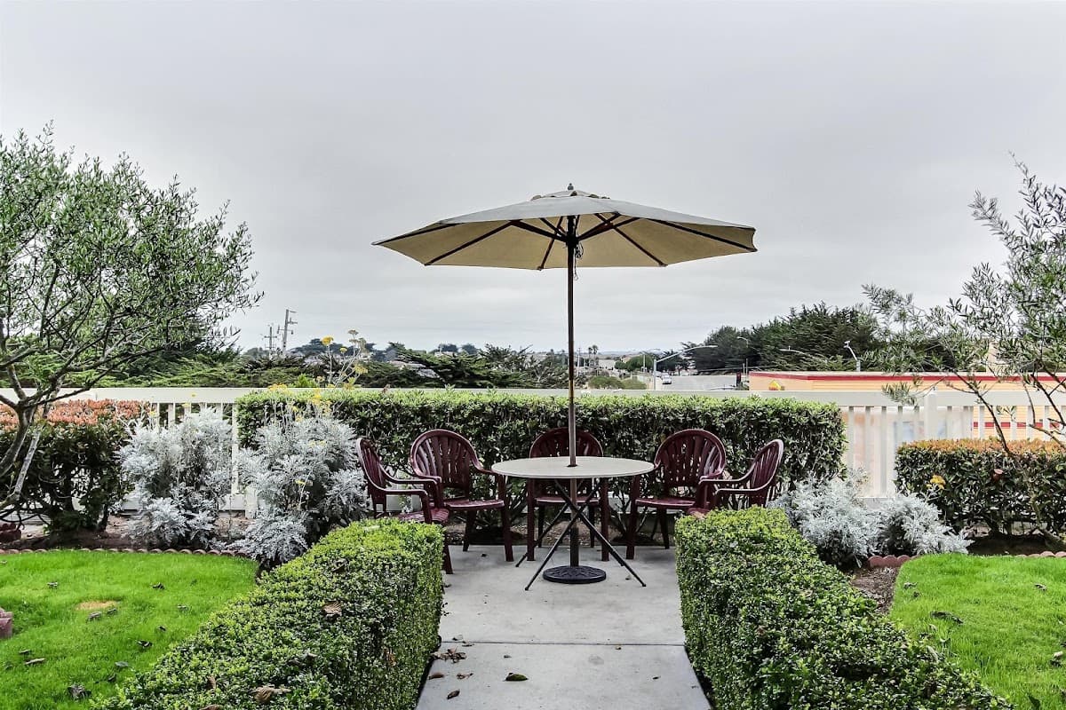 Motel 6 Marina, CA - Monterey