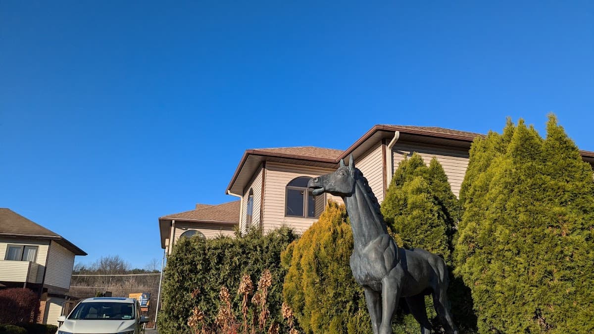 Roosevelt Inn & Suites
