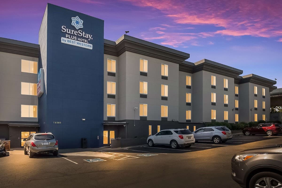 SureStay Plus by Best Western SeaTac Airport