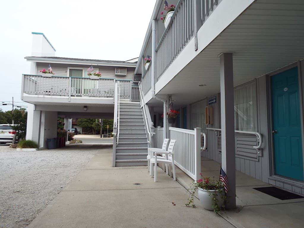 The North Shore Inn