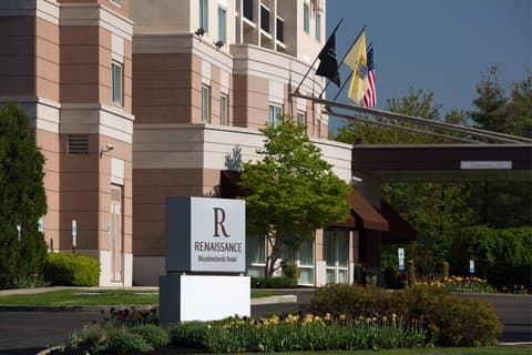 Renaissance Meadowlands Hotel