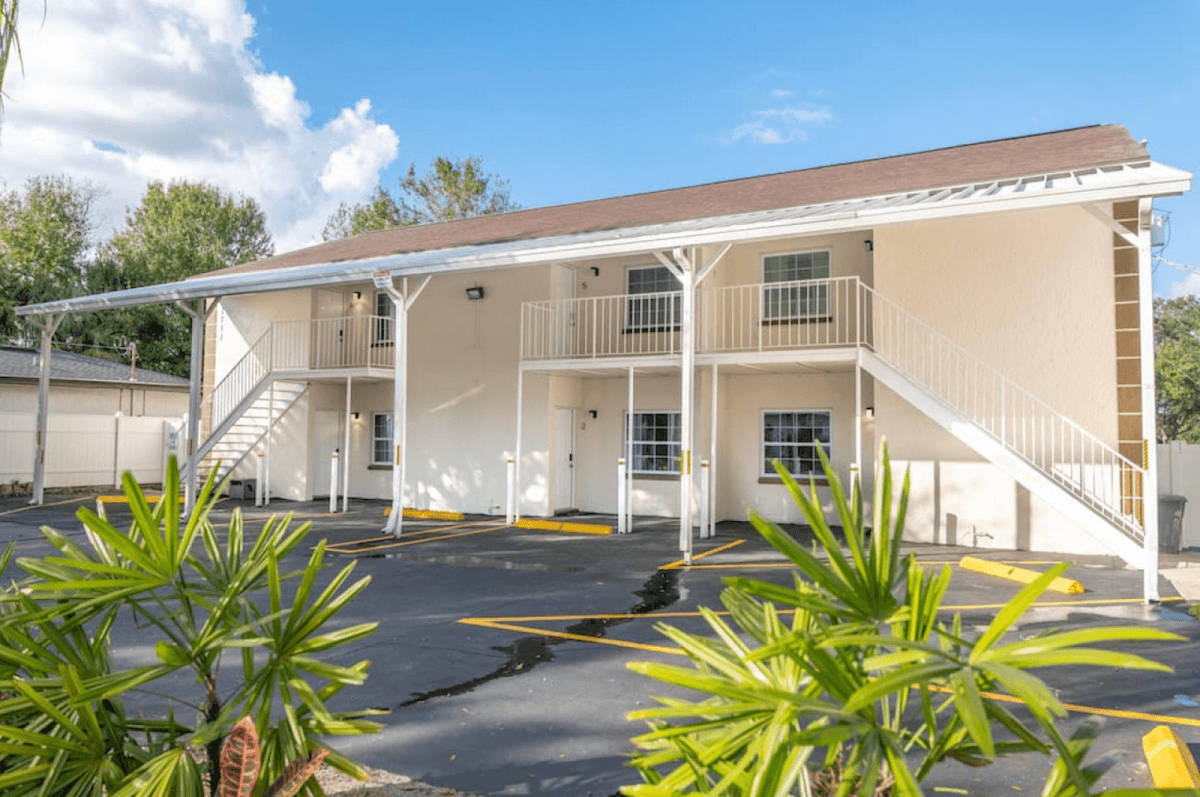 SAINT JOSEPH SUITES