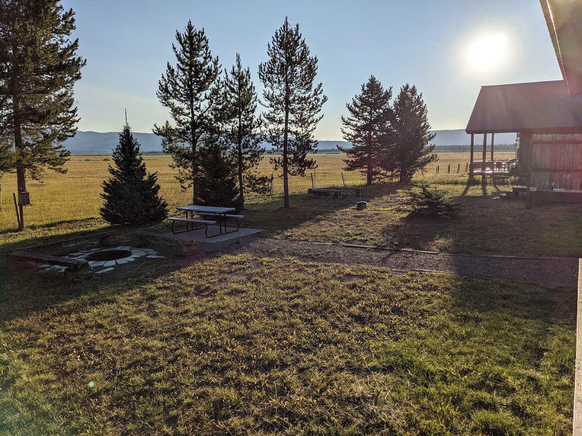 Meadowview Cabin