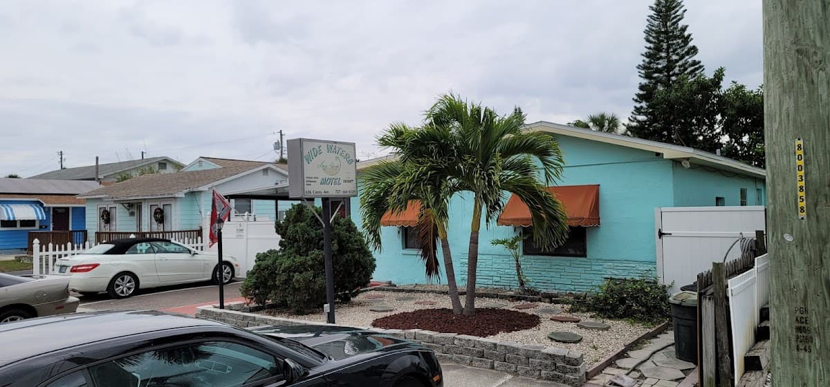 Wide Waters Motel
