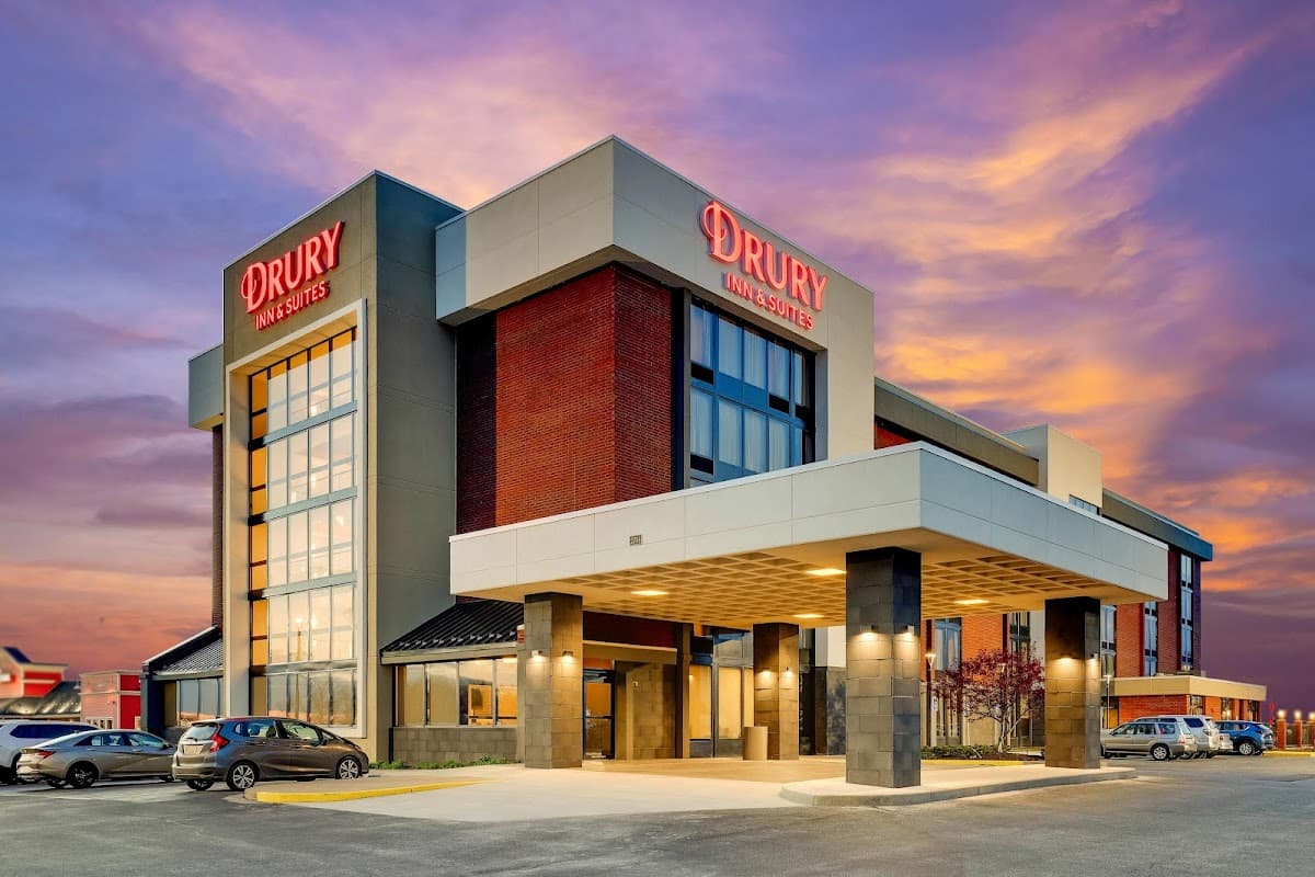 Drury Inn & Suites Marion