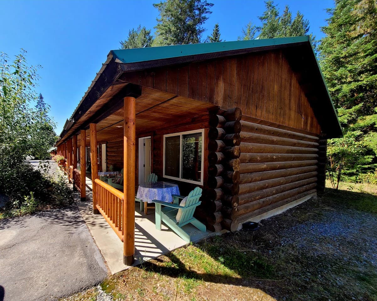 Log Inn of Bonners Ferry