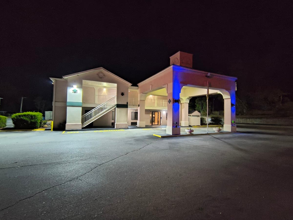 Country Hearth Inn & Suites Augusta