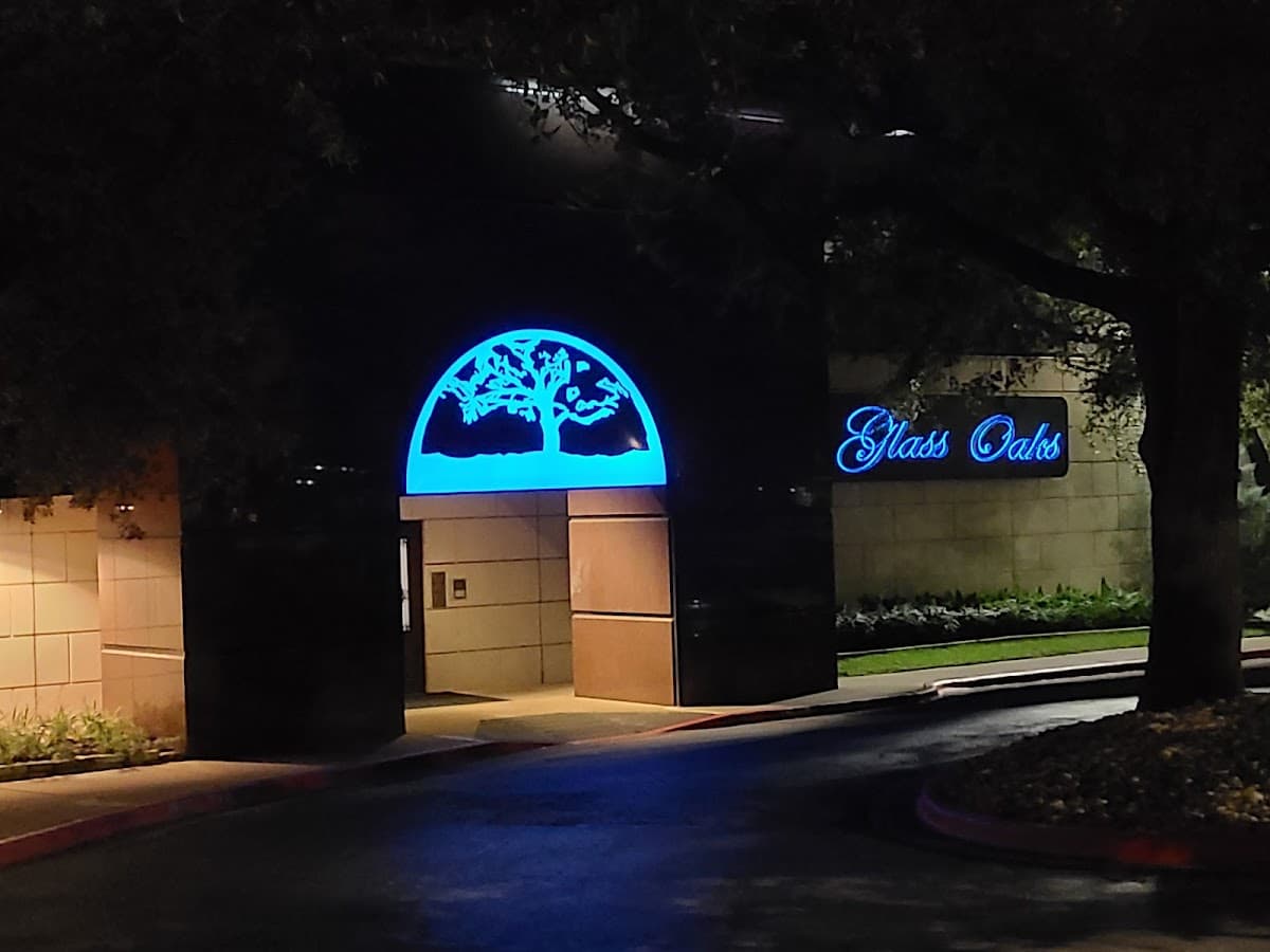 Glass Oaks