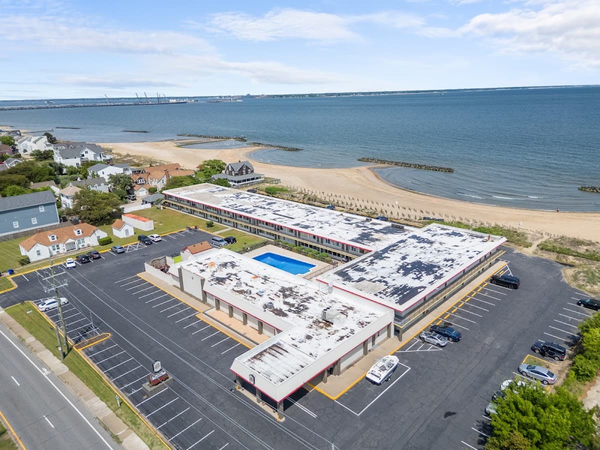 Casa Del Mar Hotel