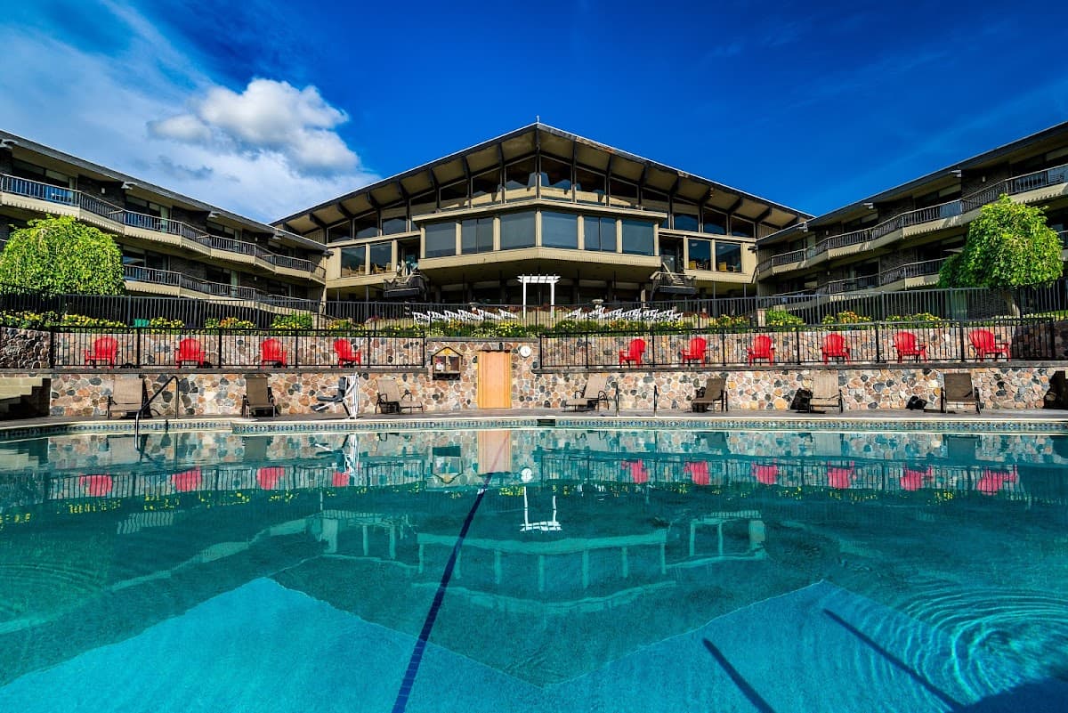 The Lakeview Hotel at Shanty Creek Resort