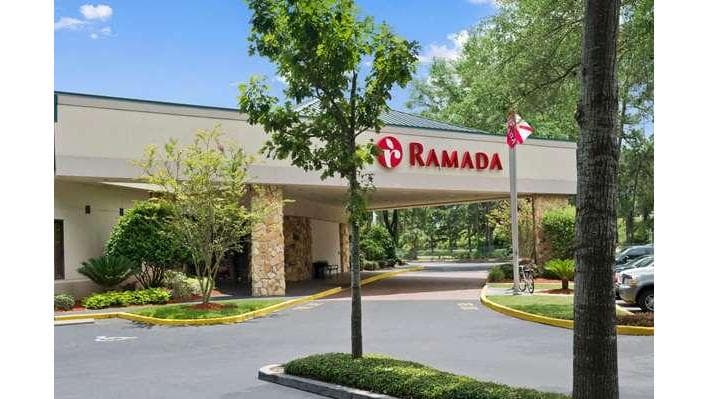 Ramada by Wyndham Jacksonville Hotel & Conference Center