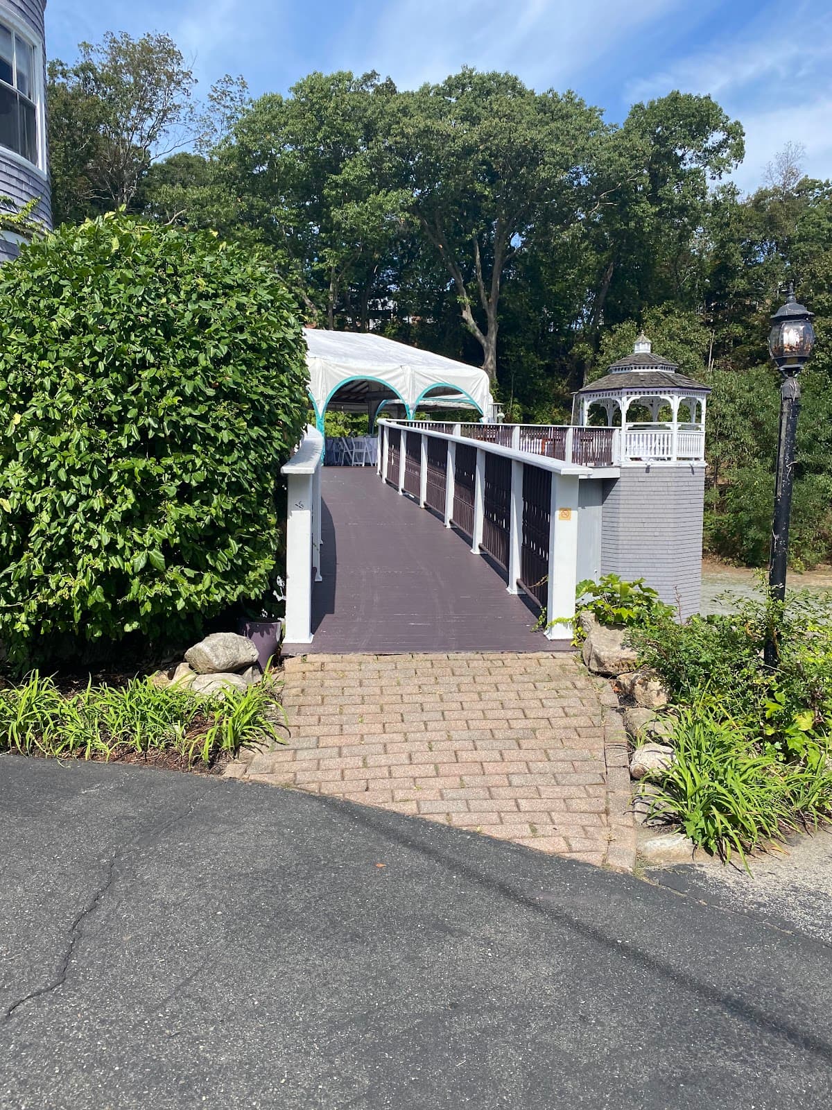 Castle Manor Inn