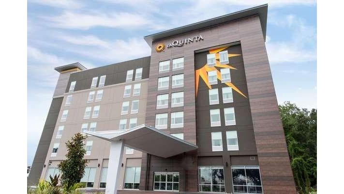 La Quinta Inn & Suites by Wyndham Lake City