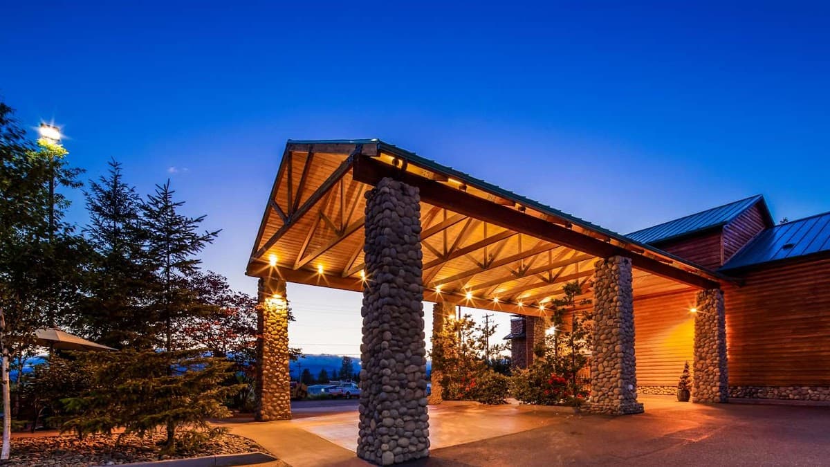 Best Western Plus Hartford Lodge