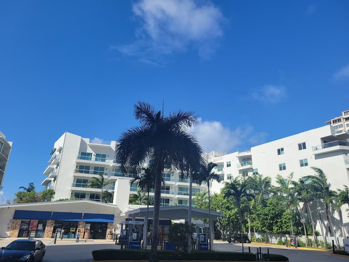THE CASABLANCA MIAMI BEACH