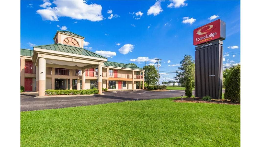 Econo Lodge Inn & Suites I-65