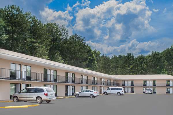 Days Inn by Wyndham Newton MS/I-20