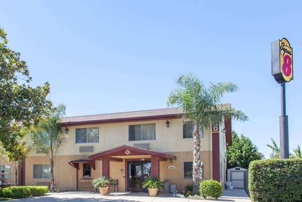 Super 8 by Wyndham Selma/Fresno Area