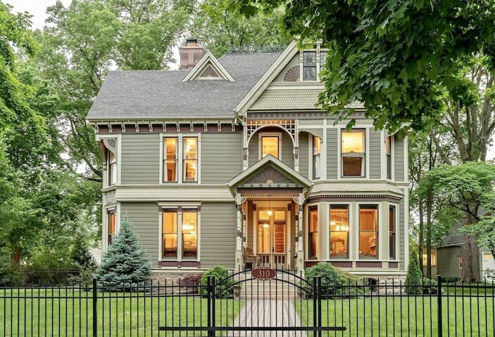 Hoffman House Fairbury