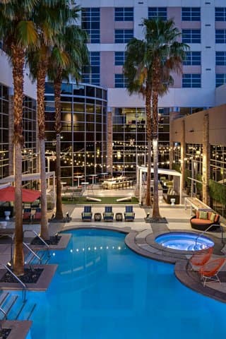 Renaissance Las Vegas Hotel