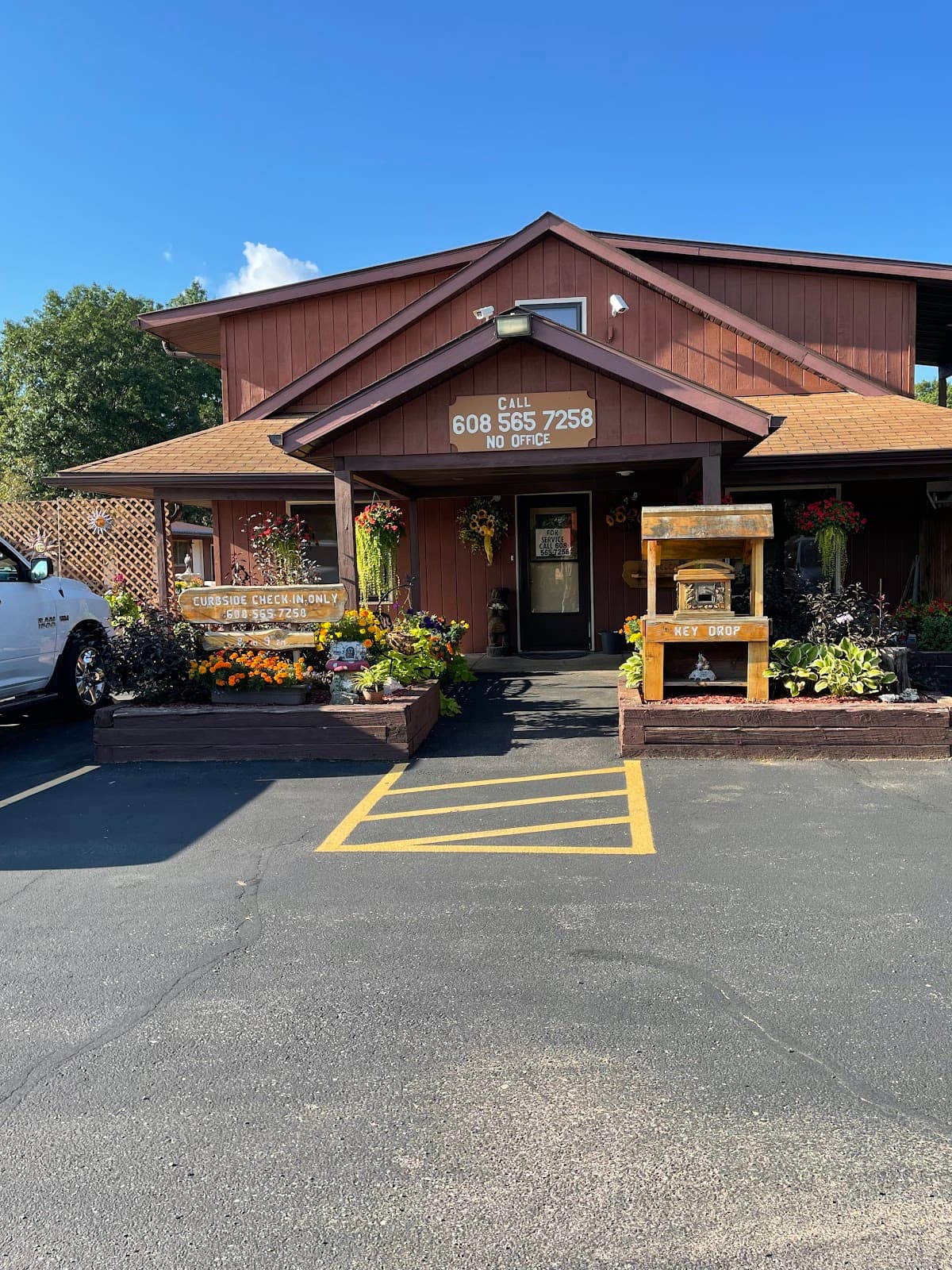 St Joseph Inn Resort