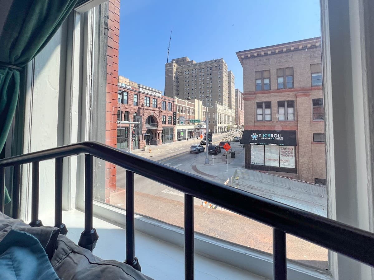 The Oliver Inn | Duluth Hotel Near Canal Park