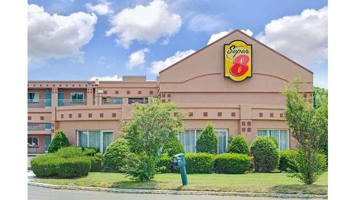 Super 8 by Wyndham Milford/New Haven