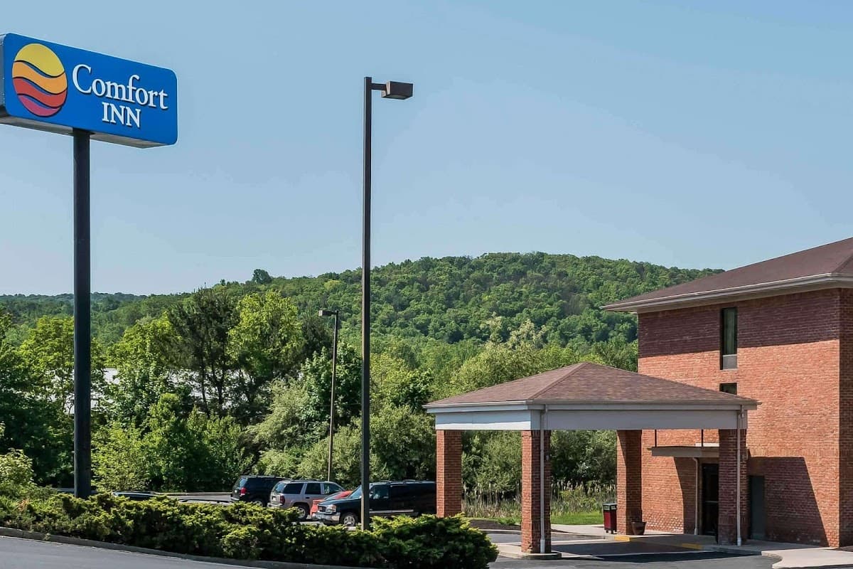 Comfort Inn Pine Grove I-81 Hershey Area