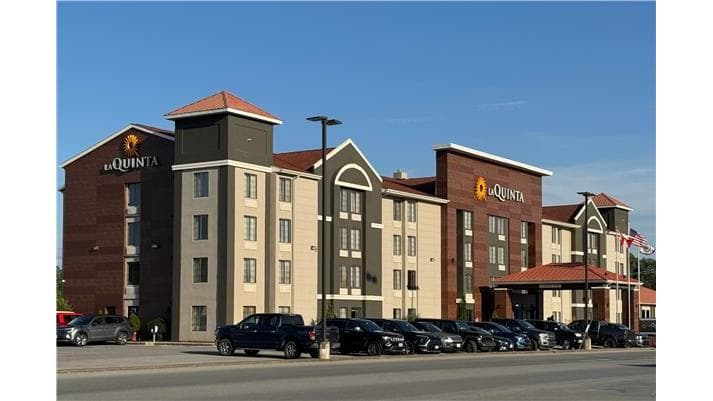 La Quinta Inn & Suites Summersville/New River National Park
