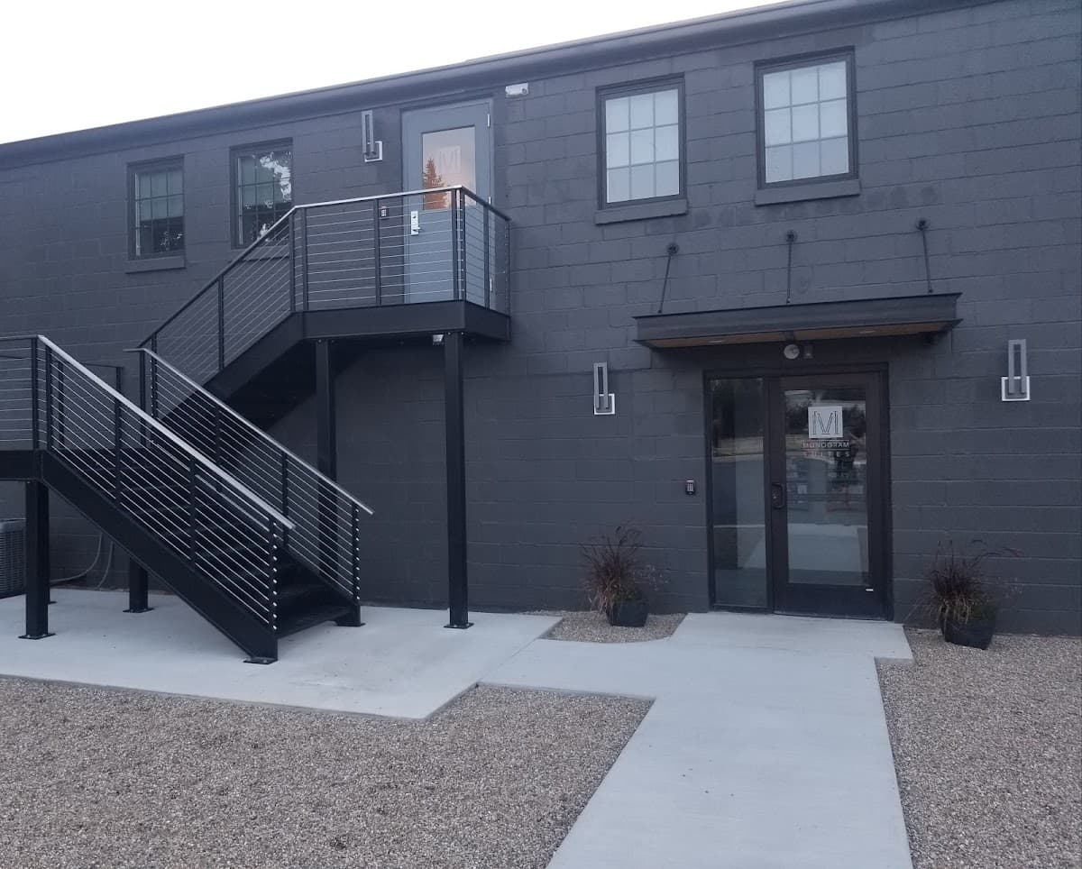 Monogram Inn & Suites