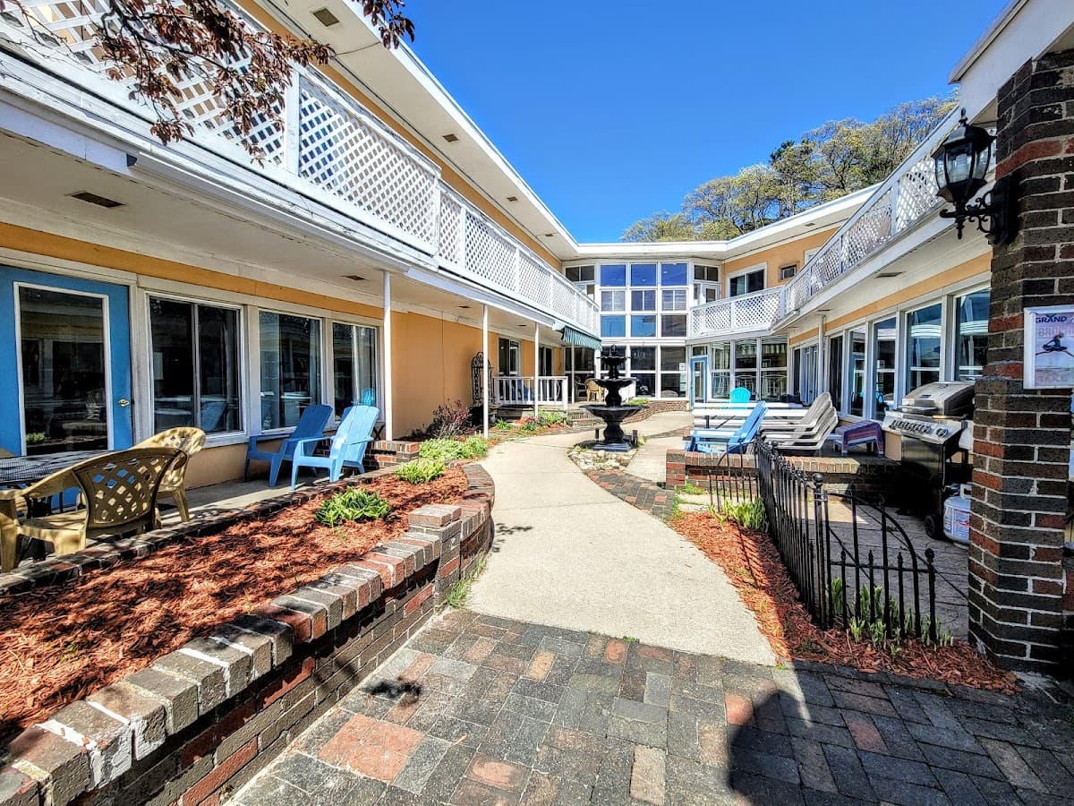 Bluewater Inn & Suites