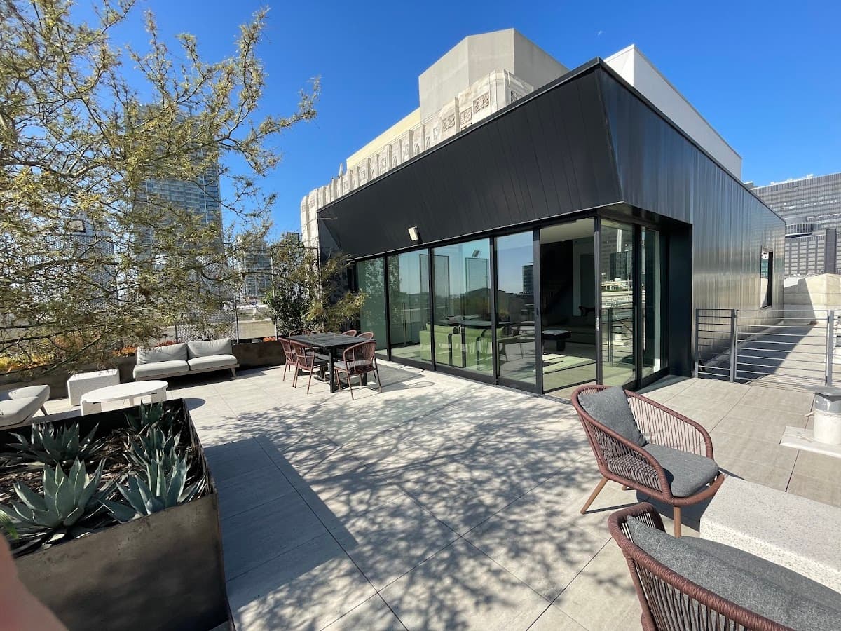 Sonder The Winfield Apartments Downtown LA