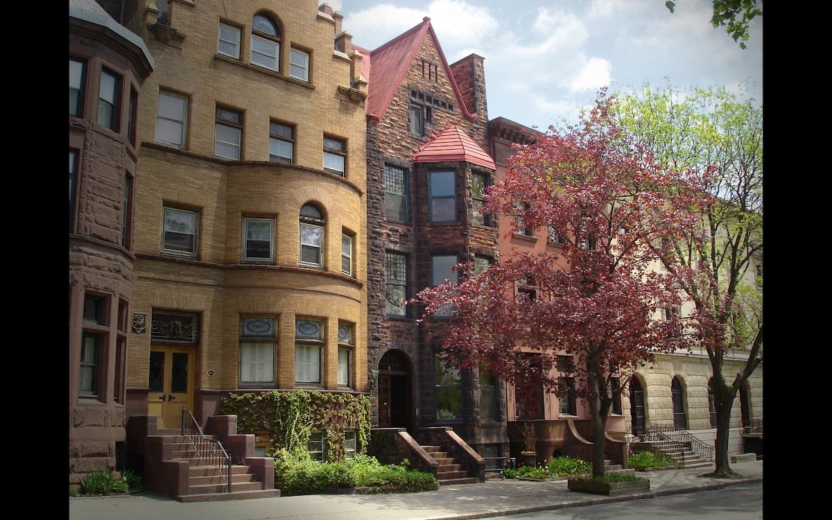 Morgan State House Inn