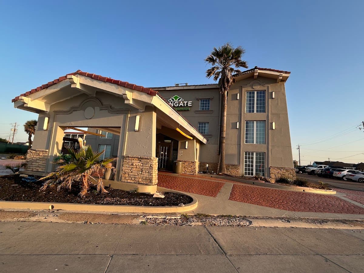 Wingate by Wyndham Galveston Beachfront at Seawall