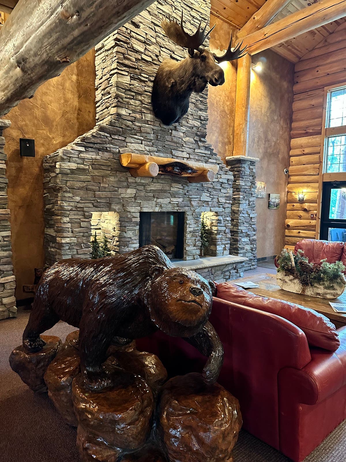 Whitefish Lodge & Suites
