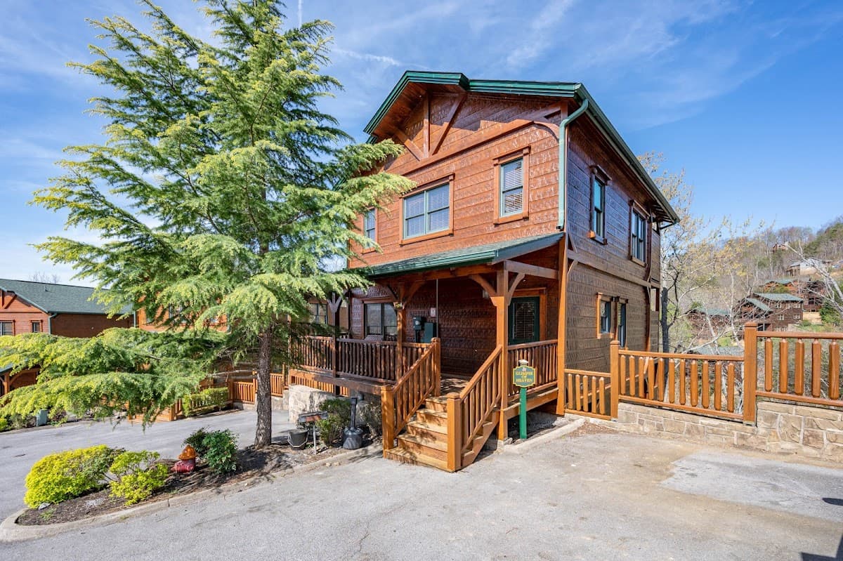 Homegrown Hideaways: Bearfoot in Smokies