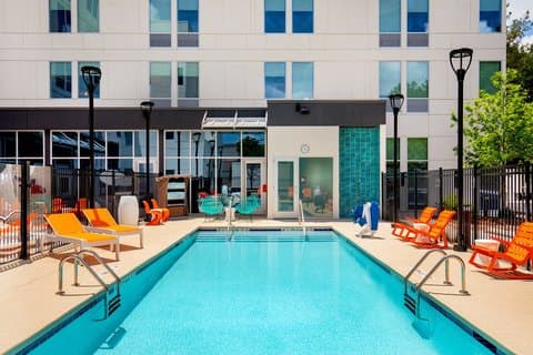 Aloft Nashville Airport