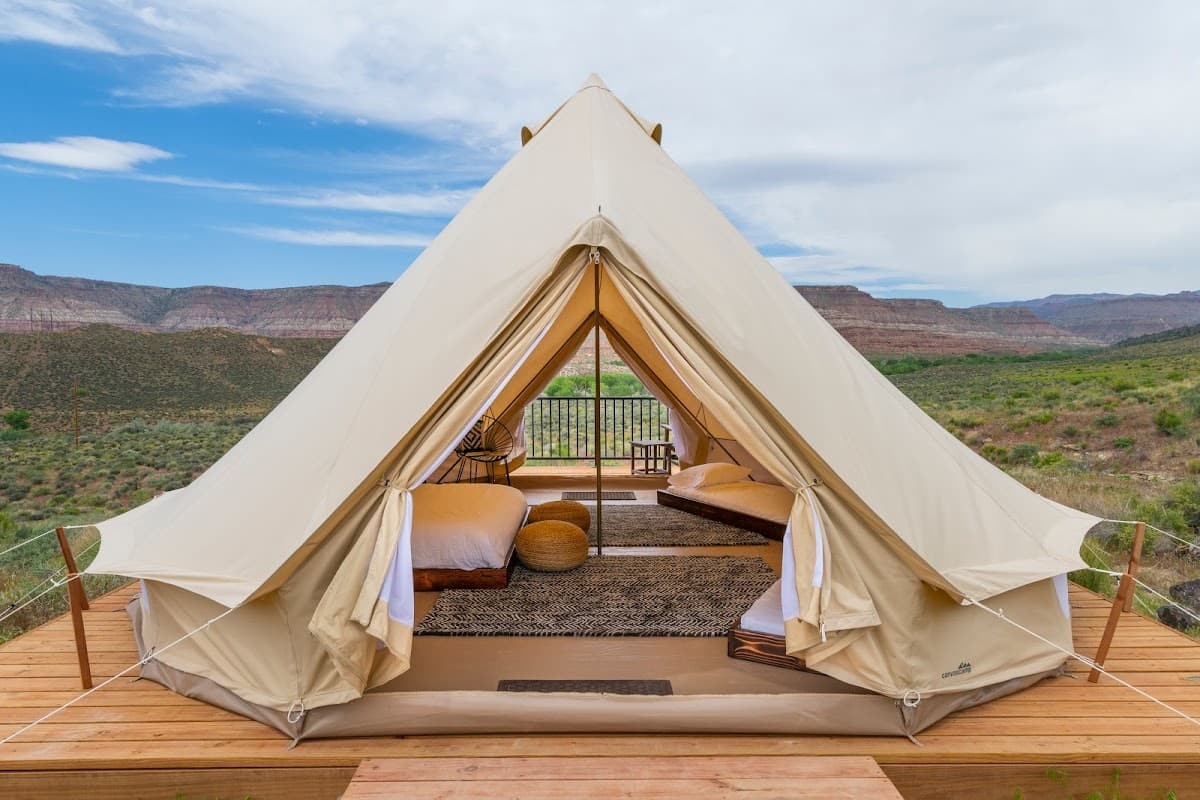 Zion Wildflower Resort - Glamping Zion National Park