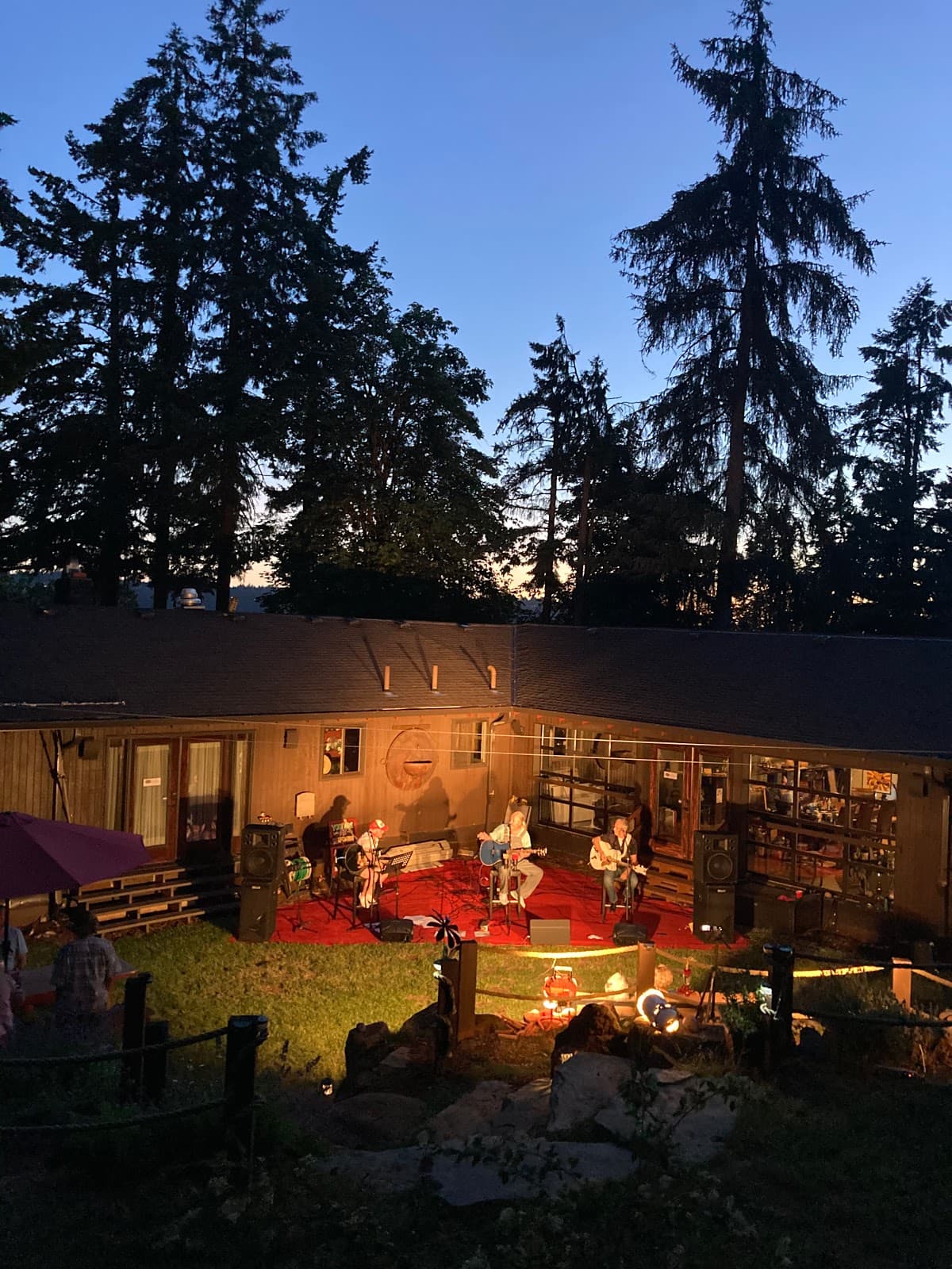 Happy Rock Inn