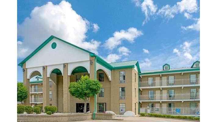 Super 8 by Wyndham Lakeland