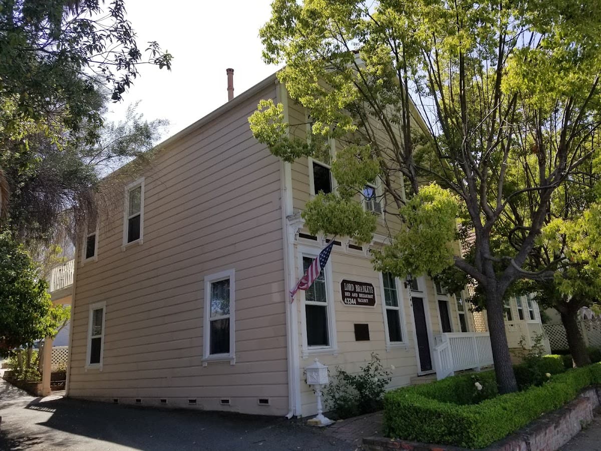 lord bradley's bed & breakfast inn