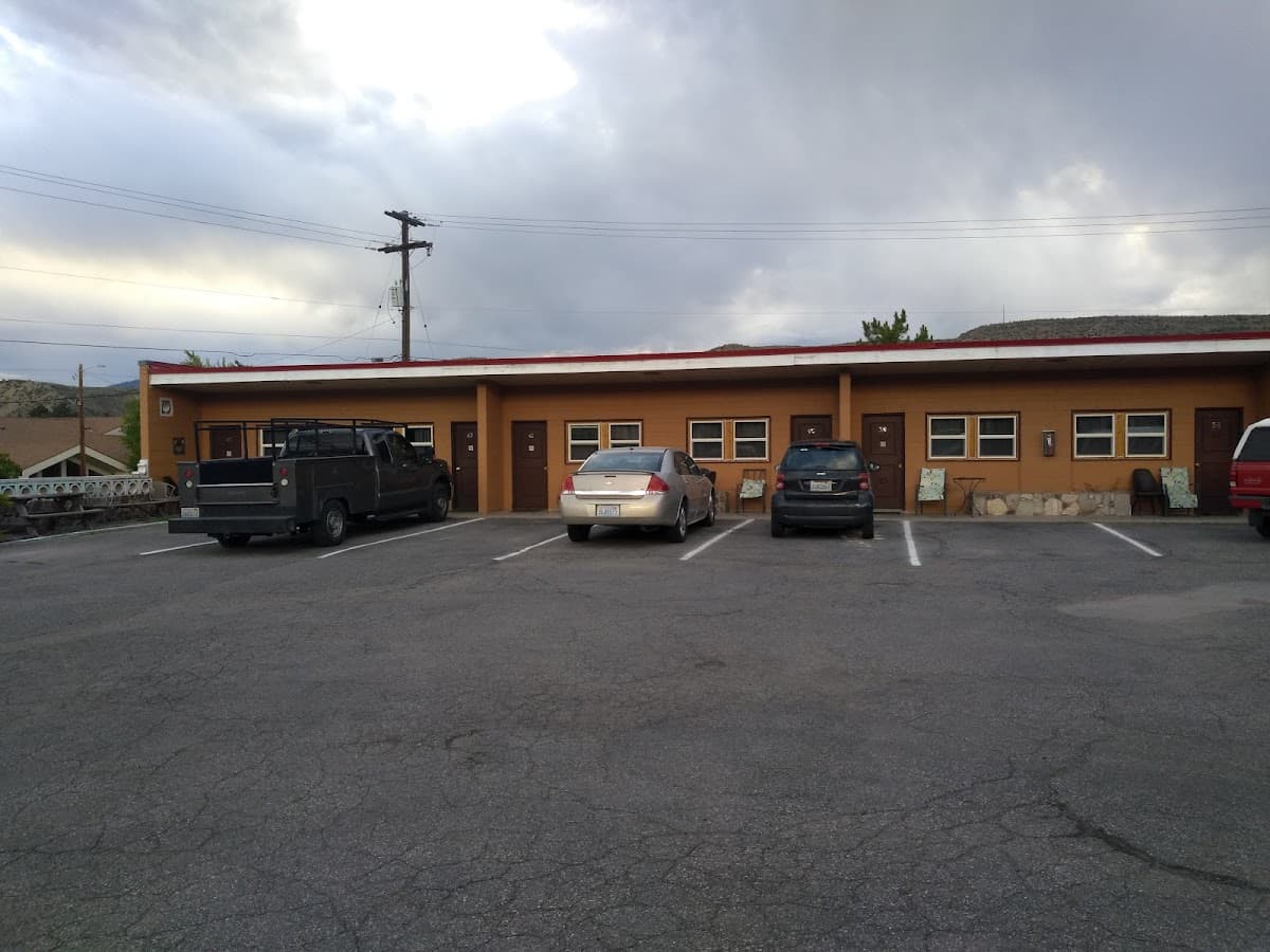 Red Apple Inn